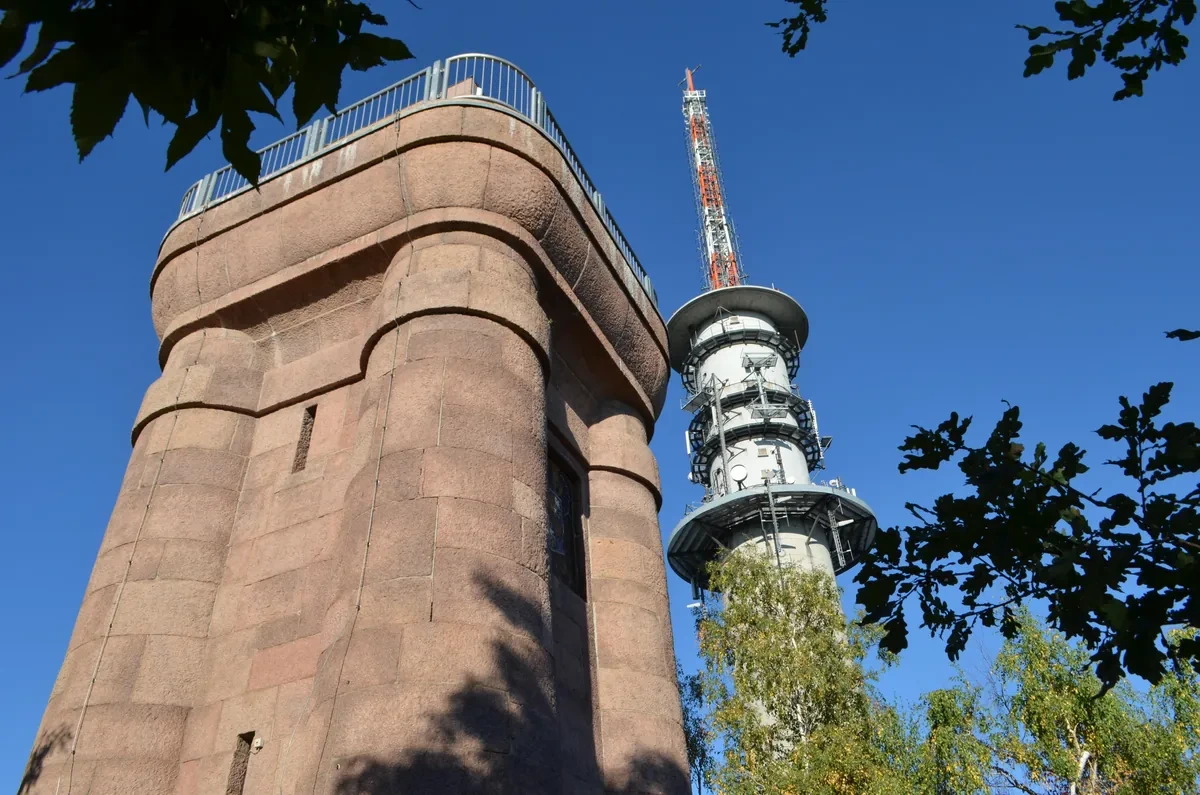 Blick auf den Petersberg bei Halle (Saale) im nördlichen Saalekreis